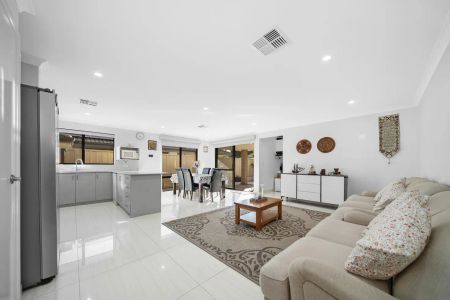 “LOVELY FAMILY HOME!” - Photo 4