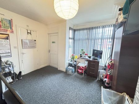 3 bedroom house to rent - Photo 2
