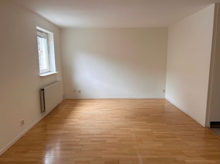 Järnvägsgatan, Simrishamn - Photo 2