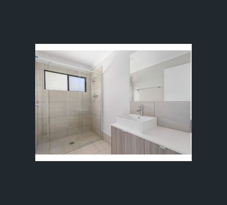 1/13 Courtie St, Bellmere, Qld 4510 - Photo 4