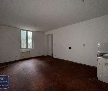 Location Appartement 2 pièces 51m² CARPENTRAS 84200 - Photo 4