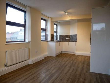 Pravonix House, Pelican Lane, Newbury, Berkshire, RG14 - Photo 4