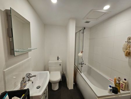 Room in a Shared Flat, Holmdene Avenue, SE24 - Photo 3