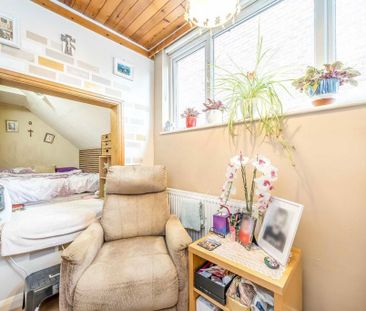 4 bedroom detached house to rent - Photo 5