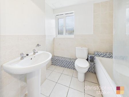 2 bedroom flat to rent - Photo 4