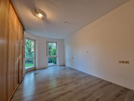 !!!2-Zimmer-Wohnung!!! Wohnen in einer der schönsten Wohnlagen in Böblingen mit Garten und Terrasse - Photo 5