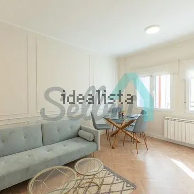 Alquiler de piso en Calle Ramiro I Rey - Photo 1