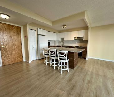 For Lease - 2760 Carousel Crescent Unit# 1508, Blossom Park - Airpo... - Photo 3