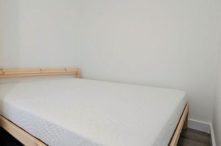 Studio Flat, Ingram Street, LS11 - Photo 5