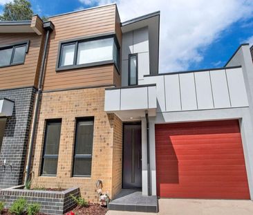 14 Aviary Grove, Thornbury VIC 3071 - Townhouse For Rent | Domain - Photo 5
