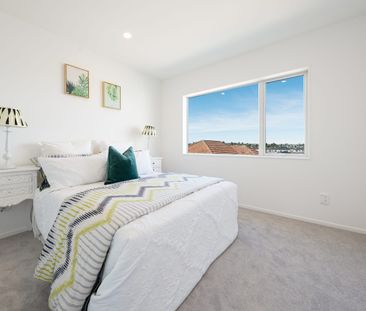 4 Bedroom Gorgeous Family Home at Howick - Photo 3