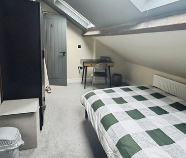 5 bedroom terraced house to rent - Photo 1