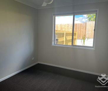 Stylish and Spacious Family Home - Photo 1