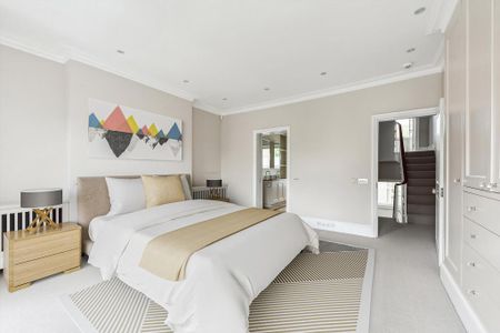 4 bedroom terraced house to rent - Photo 3