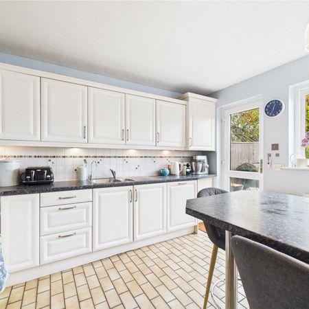 Henley Road, Reading Henley Road, Reading - Photo 3