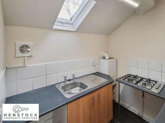 Rochdale Road, Middleton, Manchester, M24 - Photo 1