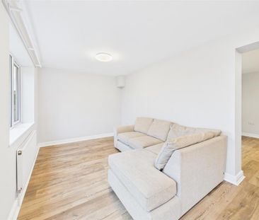 4 bedroom semi-detached house to rent - Photo 1