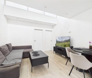 2 bedroom maisonette to rent - Photo 6