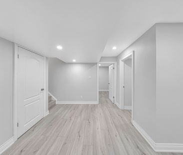 For Lease - 10 Snowcreek Street, Markham, Ontario - Photo 3