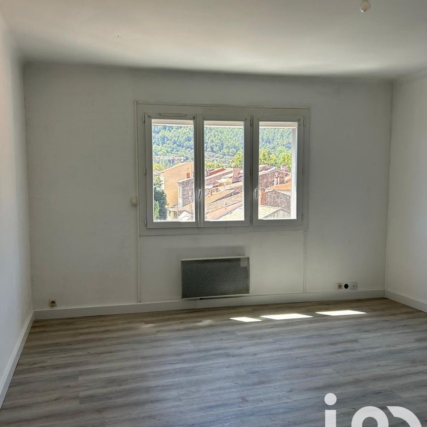 Appartement 3 pièces de 71 m² à Solliès-Pont (83210) - Photo 1