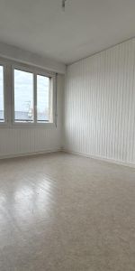 Location Appartement 2 pièces 44m² ST NAZAIRE 44600 - Photo 4