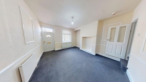 2 bedroom terraced house to rent - Photo 1