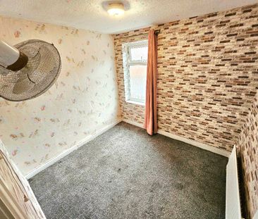 Albert Avenue, Gorton, Manchester, M18 - Photo 3