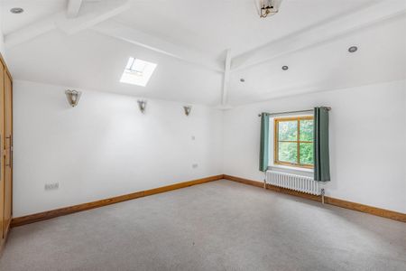3 bedroom House To Let - Photo 5