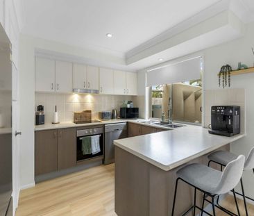 Double-storey townhouse blends smart design with modern style - Photo 6