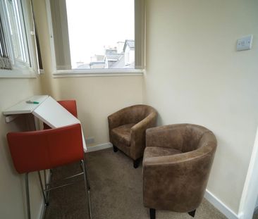 Apartment 3, 1 Sackville Terrace - Photo 1