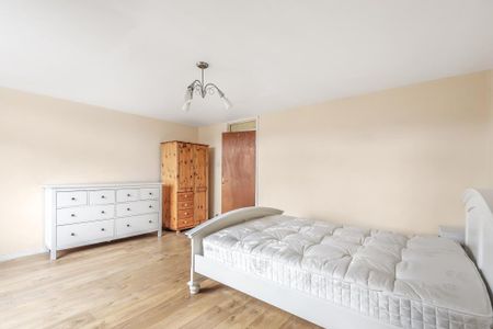5 bedroom terraced house to rent - Photo 4