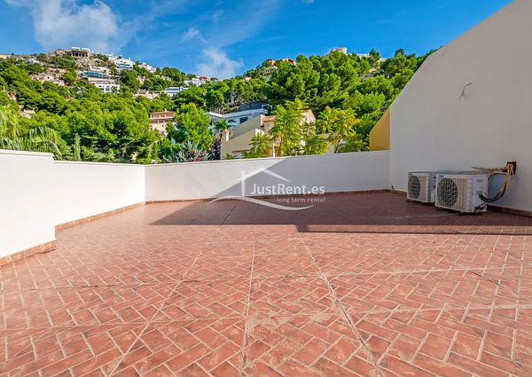 Villa with private swimming pool for rent in Altea Hills