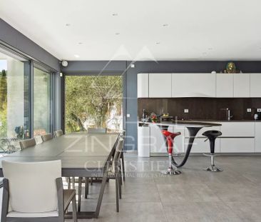 Villefranche-sur-Mer – Superbe villa contemporaine avec vue mer - Photo 4