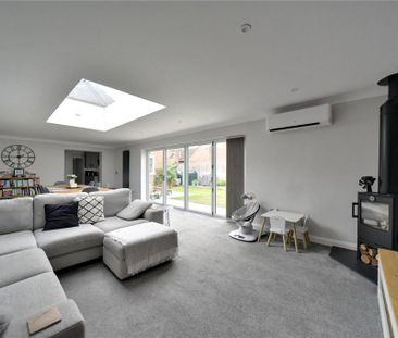 4 bedroom bungalow to rent - Photo 2