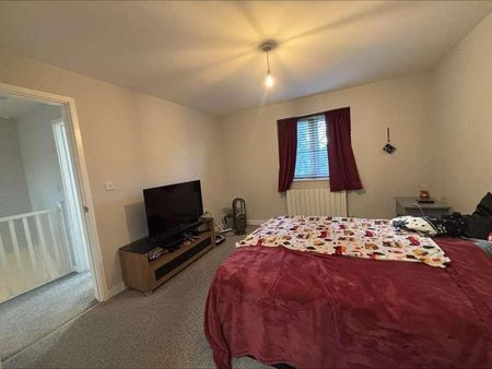 The Roebuck, Little Eriswell, Brandon, IP27 - Photo 3