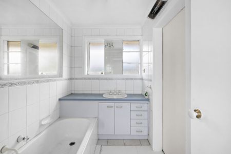 *Family Living in Prime Karingal Location* - Photo 4