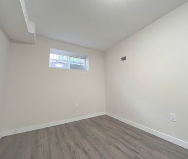 For Lease - 44 Moir Crescent Unit# Lower Level, Barrie, Ontario - Photo 2
