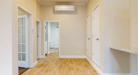 Modern Gem on the City Fringe! - Photo 5