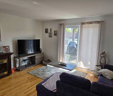 Appartement 4 1/2 TOUT INCLUS Val-Bélair, QC - chien permis - Photo 4