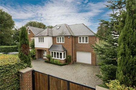 A superb seven bedroom family home situated in a popular residential road just 0.7 of a mile from Oxshott station. - Photo 3