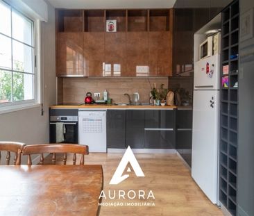 Andar de Moradia T4 - Photo 2