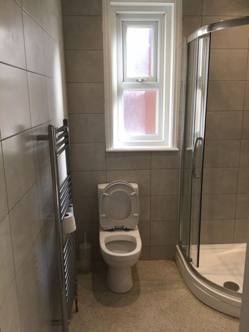 Prime 5 Double Bed Student House on Osborne Road - Photo 5