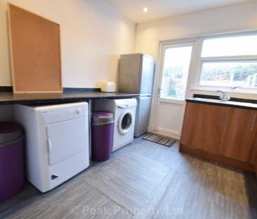 1 bedroom in a house share to rent - Photo 6