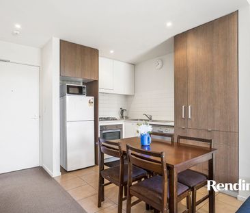 Convenient Cosmopolitan Living - Photo 2