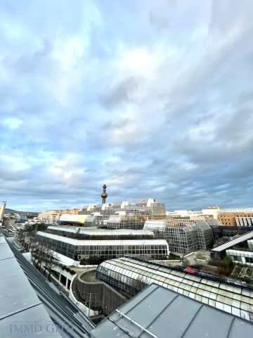 WOHNEN UND ARBEITEN! LICHTDURCHFLUTETE 7-ZIMMER-WOHNUNG MIT DACHTERRASSE ZU MIETEN! - Photo 3