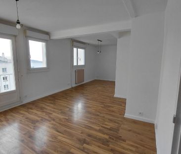 Location Appartement 4 pièces 73m² - Photo 4