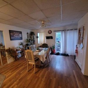 Logement 4-1/2 à louer - Photo 2