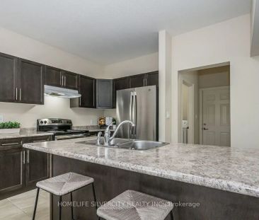 194 Eaglecrest Street #Main Floor - Photo 6