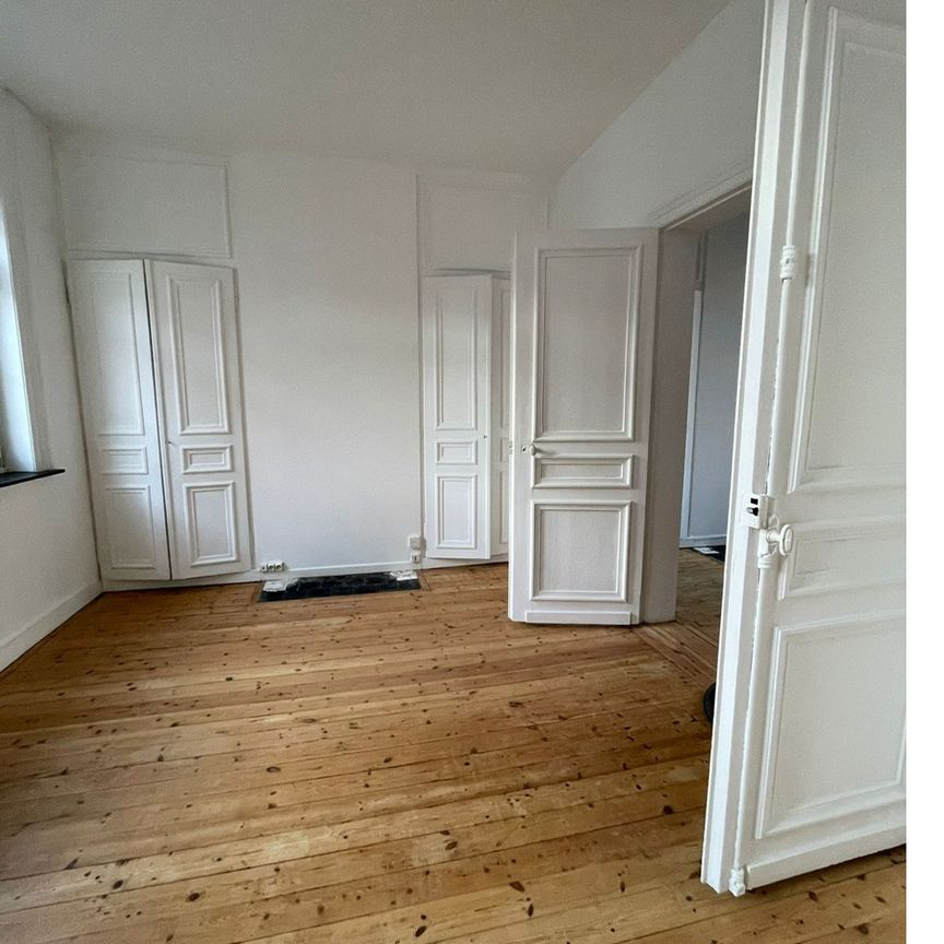 LILLE - APPARTEMENT - T1 MEUBLE - Photo 1