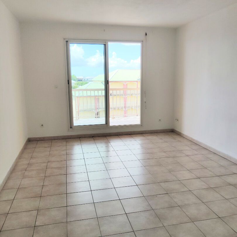Location appartement 2 pièces, 36.53m², Fort-de-France - Photo 1